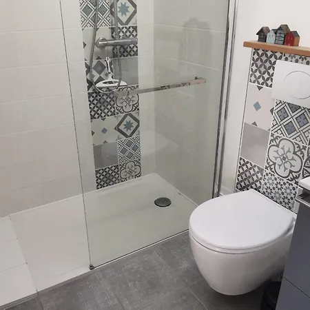 Maison Renovee, Animaux Admis, Proche Plage Et Centre-Ville - Fr-1-194-296 *