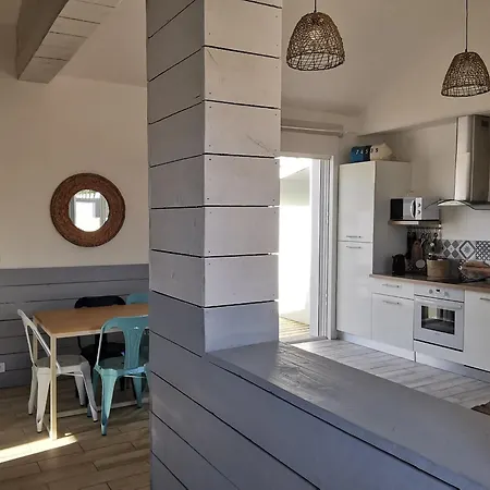 Holiday home Maison Renovee Proche Plage, Centre-ville, Animaux Ok, Parking - Fr-1-194-296 *